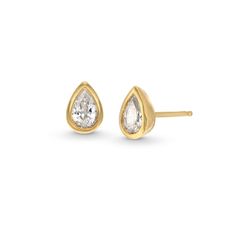 With sophisticated simplicity, these pear-shaped diamond solitaire stud earrings are a timeless style staple. 14K gold Each post earring features a 1/5 ct. pear-shaped diamond solitaire sparkling in a sleek bezel setting 1/2 ct. t.w. of diamonds Friction backs Pear Diamond Stud Earrings, Pear Shaped Earrings, Timeless Gold Pear-shaped Diamond Earrings, Timeless Pear-shaped Gold Diamond Earrings, Classic Pear-shaped Yellow Gold Diamond Earrings, Timeless Teardrop Yellow Gold Diamond Earrings, Classic Yellow Gold Pear-shaped Diamond Earrings, Timeless Yellow Gold Teardrop Diamond Earrings, Classic Teardrop Earrings In Brilliant Cut