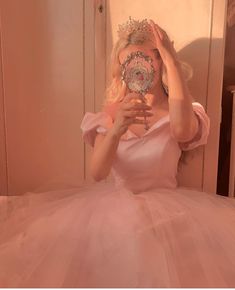 Tiara Aesthetic, Flower Knows Strawberry Rococo, Princess Core Aesthetic, Strawberry Rococo, Pink Princess Aesthetic, Coquette Princess, Pretty Pink Princess, Gold Tiara