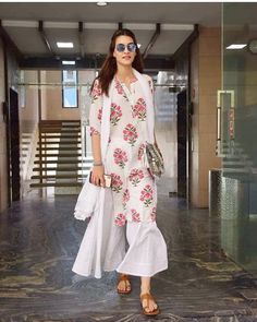 Block Printed Kurta, Beaded Belts, Simple Dressing, Kurti Sets, Cotton Kurtis, Kurta Style, Casual Indian Fashion, Casual College Outfits, Kriti Sanon