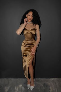 Killy Nude - Olivia Bottega Gold Velour Dress, Gold Satin Dress Outfit, New Years Dress Classy, Black And Gold Asoebi Styles, Colorful Formal Outfits, Cocktail Dress Classy Evening Midi, Black And Gold Dress Formal Classy, Corset Outfit Dress, Gold Graduation Dress