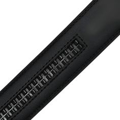 Indulge in understated elegance with the 3.5 cm wide leather belt strap, model Lincoln. Crafted with premium leather, this strap offers a luxurious tactile feel, while its textured grain adds a touch of distinction to your attire. Personalize it with a buckle of your choice to reveal your style and personality. Sleek Leather Belts For Office, Sleek Leather Office Belt, Modern Leather Business Belt, Luxury Removable Belt For Business, Modern Leather Belt With Smooth Grain, Sleek Black Belt Buckles For Business, Elegant Formal Belt Buckles With Leather Strap, Elegant Black Belt Buckle With Leather Strap, Elegant Leather Belts For Everyday Use