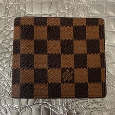 Inspired Mens Wallet Brown Checkered, Mens Wallet, Free Giveaway, Wallet Men, Louis Vuitton Damier, Wallet, Pattern, Quick Saves