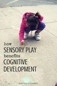 Expore how sensory play benefits cognitive development in babies, toddlers and preschoolers - ideas for sensory play. Sensory Story, Simple Parenting, Sensory Tables, Language Development Activities, Purposeful Play, Newborn Sleep Schedule, Sensory Tub, Educational Play, Sensory Ideas