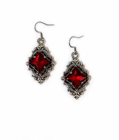 Dark Ruby Red/garnet Filigree Flapper 1920's Style Antique - Etsy 1920s Earrings, Victorian Accessories, 1920's Style, Antique Silver Earrings, Earrings Gothic, Red Accessories, Gothic Earrings, Choker Pendant, Filigree Pendant