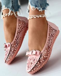 Floral Embroidery Bowknot Loafers Elegant Theme, Lace Heels, Rhinestone Bow, Pointed Toe Heels, Pink Shoes, Style Chic, Loafers For Women, Moda Casual, Types Of Shoes