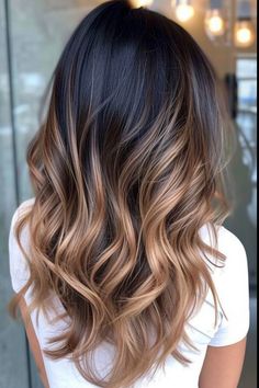 Ombré in Hellbrauntönen: 63+ Looks » Ombré Braun mit Beachwaves ✓ Ombré Braunrot mit Locken ✓ Ombré Hellbraun zu Mittelbraun mit glattem Haar ✓ Ombré Dunkelbraun zu Karamellbraun mit Messy Bun ✓ Ombré Schwarz zu Hellbraun mit offenen Haaren [ ➳ Jetzt inspirieren lassen! ] Brown Blonde Ombre Balayage, Ombre Hair Color Dark To Light, Ombre Brown Blonde Hair, Creamy Balayage Brown, Brown Hair Light Ends, Ombré Brown Hair, Dark Brown To Light Brown Balayage, Balayage Ombre Brunette, Sombre Hair Brunette