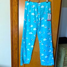 Brand New Super Soft Women’s Fleece Pajama Pants Size M Light Blue With Cute Sheep And Star Pattern Comfortable Blue Pants For Pajama Party, Comfortable Blue Sleep Bottoms, Comfortable Blue Bottoms For Pajama Party, Comfortable Blue Sleep Pants, Blue Bottoms With Elastic Waistband For Sleepover, Blue Sleep Bottoms, Blue Relaxed Fit Bedtime Bottoms, Blue Relaxed Fit Bottoms For Bedtime, Comfortable Blue Bottoms For Bedtime