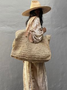 Big raffia beach bag - Wapas Beach Vacation Style, Inch Bag, Oversized Bag, Straw Tote Bag, Details Pictures, Raffia Bag, Woven Raffia, Straw Tote, Word Wrap