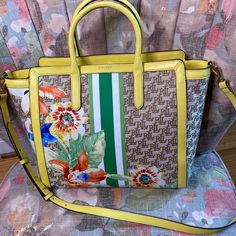 Ralph Lauren Tote Satchel Bag Floral Jacquard/Signature Logo Nwt Retail $375 Designer Yellow Bag With Top Carry Handle, Luxury Floral Print Top Handle Bag, Luxury Multicolor Floral Print Bags, Designer Yellow Shoulder Bag With Detachable Handle, Designer Yellow Top Handle Shoulder Bag, Designer Multicolor Floral Print Bags, Designer Bags With Floral Print For Shopping, Designer Ralph Lauren Shoulder Bag, Yellow Floral Print Bags For Daily Use