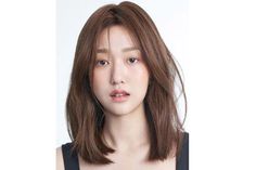 Middle Length Hair, Korean Hairstyles, Korean Short Hair, Medium Short Hair, Short Straight Hair