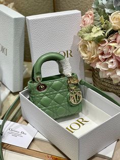 Charm - Dir Bags - 052 A+ Excellent Quality; Contact us if you've any questions in your mind. Somali, Peta, New Handbags, Dior Bag, Bottega Veneta, Evening Bags, Fashion Statement, Christian Dior, Contact Us