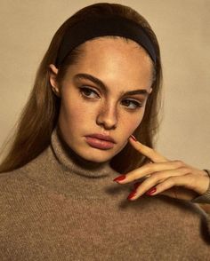 Fashion Gone Rouge, Glow Skin, Penteado Cabelo Curto, 가을 패션, Clueless, Mode Inspiration, Looks Vintage, Beauty Inspiration, Pretty Face