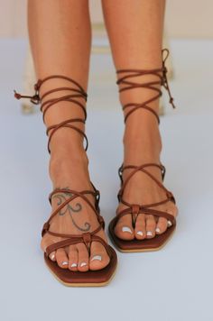 Brown gladiator sandals AGORA handmade to order. ♦Free Shipping via DHL Express worldwide♦ --Please do not forget to include a phone number at checkout-- Our leather sandals Agora are made from genuine leather, in our workshop in Athens. Handmade with lots of love AGORA sandals will be worn every day of summer as they are super comfy and available in many colors for matching with all your outfits! Deatails: -leather sandals -soft leather insole with an extra soft part down of the heel -leather c Rwby Outfits, 70s Sandals, Goddess Sandals, Womens Leather Sandals, Sandals Aesthetic, Brown Gladiator Sandals, Beautiful Wardrobe, Strappy Sandals Gladiators, Sandals Gladiator