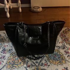 Zara Handbag Never Used Chic Zara Tote Shoulder Bag, Chic Zara Shoulder Bag For Daily Use, Chic Zara Bag With Zipper Closure, Casual Black Bag With Chain Strap, Zara Black Casual Bag, Chic Zara Shoulder Bag With Large Capacity, Elegant Zara Satchel For Travel, Trendy Black Zara Shoulder Bag, Zara Shoulder Bag With Large Capacity For Shopping