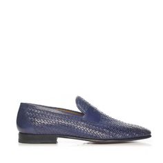 Due to the characteristics of the product, it has a longer delivery time of up to 30 working days. Free returns. Exchanges up to 30 days. Credit Card, Paypal and Multibanco (only Portugal). A distinct plaited loafer with a classic saddle, a light and comfortable summer shoe.  Fine calf leather Handmade leather sole Style: Loafer Exterior: Embroidered Leather Lining: Leather Insole: Leather Outsole: Handmade leather Option: Anti Slip Sole Material: Leather  Care intructions: Take good care of you Classic Slip-on Loafers With Woven Sole, Formal Loafers With Woven Sole And Round Toe, Blue Slip-on Loafers With Rubber Sole, Galas Slip-on Loafers With Woven Sole, Blue Loafers With Rubber Sole For Galas, Classic Business Loafers With Woven Sole, Formal Slip-on Loafers With Woven Sole, Formal Slip-on Moccasins With Woven Sole, Classic Formal Moccasins With Woven Sole