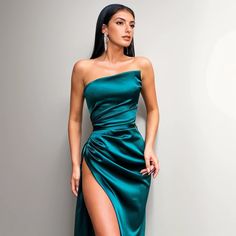 Lasaky - Elegant Evening Dress with Strapless Design, Pleats, and Side Slit Elegant Evening Dress, Dresses Formal Elegant, Printed Long Dresses, Home Dress, Evening Dresses Elegant, Olivia Mark, Elegant Dresses, Evening Dress, Green Color