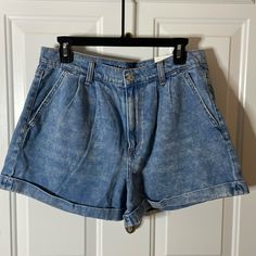 Nwt American Eagle Cotton/Polyester High-Rise Mom Shorts, Size 12 Summer Denim Bottoms With Short Inseam, Spring Denim Bottoms With Short Inseam, Denim Bottoms With Short Inseam For Summer, Short Inseam Denim Bottoms For Spring, Spring High-waisted Jean Shorts With Elastic Waistband, Summer High Waist Jean Shorts With Elastic Waistband, Summer Denim Shorts With Short Inseam, High-waisted Jean Shorts With Elastic Waistband For Summer, High Waist Jean Shorts With Elastic Waistband For Summer