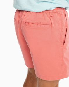 Our new Sun Farer shorts were made for versatility and comfort thanks to the elastic waistband and soft cotton fabric. You’ll want to grab a pair in every color. Style: 8640 Preppy Boys Outfits, Preppy Boys, Southern Outfits, Southern Tide, Sand Dollar, Southern Style, Color Free, Color Style, New Man