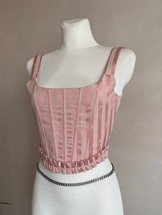 Corset top in the style of Marie Antoinette in pink and peach tones with a frill at the bottom💖🌸  ▫️taffeta fabric ▫️the straps are adjustable at the back ▫️ the lining is made of cotton  ▫️ stainless steel eyelets  ✅SIZE  The corset is sewn according to your parameters  ✅Enter your bust , waist , height in the personalization field  Tailoring time up to 5 days + delivery to your country Ren Faire Corset, Rococo Corset, Yellow Corset, Corset Outfits, Peach Tones, Taffeta Fabric, Pink Corset, Corset Lingerie, Marie Antoinette