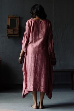 Buy Shorshe Clothing Pink Embroidered Kaftan And Pant Set Online | Aza Fashions Long Linen Kaftan, Kaftan Sleeves, Pink Kaftan, V Neck Kaftan, Embroidered Kaftan, Beaded Neckline, Pants Cotton, Pattern Embroidery, Brown Pants