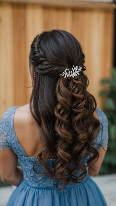 Achieve picture-perfect elegance with these stunning curled bridesmaid hairstyles From loose soft and long waves to simple short and half updos find the Hollywood-inspired looks for long hair Explore half up medium length braid and wedding hairstyles including messy and loose styles for a romantic touch