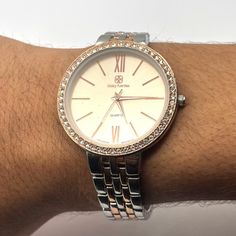 Gold & Silver Watch. Fully Functional With Brand New Batteries. Fits 6 1/2 - 7 In Wrist Q5 Gold And Silver Watch, Daisy Fuentes, Accessories Gold, Silver Watch, Accessories Watches, Boyfriend Gifts, Batteries, Silver Gold, Daisy