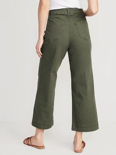 High-Waisted Cropped Wide-Leg Chino Pants for Women | Old Navy Cheap Casual Ankle-length Chinos, Cheap Ankle-length Casual Chinos, Outfits For Bigger Women, Pants For Short Legs, Green Wide Leg Pants Outfit, Wide Leg Verde, Pants For Short Women, Teacher Pants, Fresh Crop