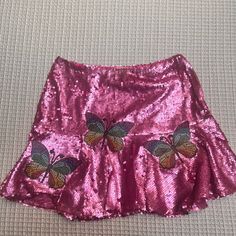 Brand New, Never Worn Judith March Pink Butterfly Sequin Skirt. Perfect For A Girls Night Out, Nashville/Vegas Weekend, Taylor Swift Show, Etc! Size M. Taylor Swift Show, Skirt Sequin, Judith March, Social Butterfly, Rainbow High, Pink Butterfly, Girls Night Out, Girls Night, Nashville