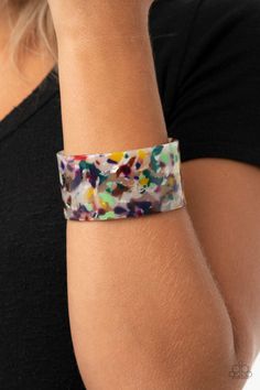 Freestyle Fashion Bracelets-Lovelee's Treasures-bracelets,jewelry,multi,multicolored,thick acrylic cuff,tortoise shell-like pattern Black Claws, Acrylic Bracelet, Paparazzi Accessories, Chic Look, Paparazzi Jewelry, Boutique Jewelry, Online Boutiques, Tortoise Shell, Fashion Bracelets