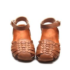 Camel - Woven Sandal - US Size 5-10 - Hard Sole Shoes Deer Grace Slip-on Round Toe Sandals For Beach, Closed Toe Brown T-strap Sandals For Spring, Adjustable Closed Toe T-strap Sandals For Summer, Brown Closed Toe T-strap Sandals For Spring, Brown Closed Toe T-strap Sandals, Summer Adjustable T-strap Sandals With Closed Toe, Summer Flat Clogs With Leather Footbed, Brown T-strap Sandals With Ankle Strap And Rubber Sole, Brown Ankle Strap T-strap Sandals With Rubber Sole