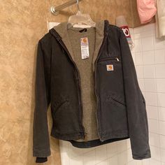 Black Canvas Carhartt! I Love This Jacket But Need An Xl. Please See All Pictures For Details. There Is Some Slight Pilling In The Sleeves And A Hole/Tear At The End Of The Left Sleeve. Slight Fading In Some Areas, Other Than That This Is An Amazing Jacket And Brand. If You Have Any Questions, Please Let Me Know! Carhartt Jackets, Carhartt Women, Coats Women, Black Canvas, Coats For Women, The End, Jackets For Women, Jackets & Coats, Let Me