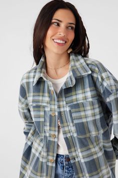 Super comfy superfleece overshirt that features a classic plaid print, slouchy fit and snap-up closure. O'Neill Women's superfleece overshirt 29" In length Superfleece Snap-up closure Plaid print Front chest pockets Side pockets Saddle hemline 100% Polyester superfleece Casual Oversized Flannel Outerwear, Cozy Plaid Shacket With Pockets, Oversized Flannel Shacket With Pockets, Plaid Flannel Relaxed Fit Outerwear, Plaid Relaxed Fit Button-up Outerwear, Plaid Flannel Outerwear Relaxed Fit, Everyday Plaid Shacket With Pockets, Relaxed Fit Plaid Flannel Outerwear, Plaid Shacket With Button Closure And Relaxed Fit