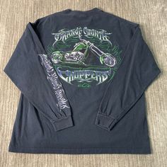 Vintage 2000s Orange County Choppers Motorcycle Biker Y2K Aesthetic Streetwear Black Graphic Long Sleeve Shirt Extra Large Mens Condition:  Excellent Used Condition  = No Flaws Measurements: Please see photos above for all measurements IF YOU BUY TWO OR MORE ITEMS USE THE CODE BUNDLE @ CHECK TO SAVE 20% WE SHIP WITHIN 24 HOURS AFTER PURCHASE! Please be aware that we do not offer free returns!! The Buyer is responsible for the cost of the return label.  Follow us on TikTok & Instagram @findsnosta Black Biker Streetwear Tops, Casual Long Sleeve T-shirt For Motorcycling, Biker Long Sleeve Streetwear T-shirt, Biker Long Sleeve T-shirt For Streetwear, Biker Style Long Sleeve Streetwear T-shirt, Biker Style Long Sleeve T-shirt For Streetwear, Black Long Sleeve Biker T-shirt, Black Long Sleeve Tops For Biker Events, 2000s Items