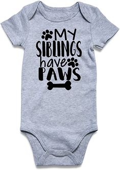 Aunt Onesie, Idee Cricut, Cricut Baby, Projets Cricut, Baby Layette, Unisex Clothes, Newborn Romper, Body Suit Outfits