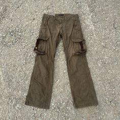 "PLEASE READ FULL DESCRIPTION BEFORE PURCHASING & CHECK OUT MY OTHER ITEMS IN MY STORE 📸  TAKE OUTSIDE PHOTO NATURAL LIGHTING ⚡️ JUST OFFERS YOUR PRICE ⚡️ ⚡️ MESSAGE YOUR PRICE ⚡️ - Super Excellent Products!!  - Heavy duty material  - Extremely RARE item  - Archival piece !!  - PERFECT to pair this pants with any combat boot !  📌 Size On tag: M (Kindly please check measurement below) 📌 Brand: SURPLUS JAPAN 📌 Material: Cotton Condition: GREAT! No hole No stain ⭕️ Seller Note: Nice piece in go 3d Pocket, Cargo Hose, Combat Boot, Natural Lighting, Cargo Pants, Combat Boots, Heavy Duty, The Outsiders, Adult Outfits