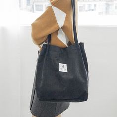 Brand Name: OLOEYOrigin: CN(Origin)Main Material: CorduroyMaterial Composition: CorduroyGender: WOMENPattern Type: SolidItem Type: Shopping BagsClosure Type: STRINGStrap Drop: 0inchModel Number: XR128Style: Casual Handbag Outfit, Handbags Casual, Metallic Bag, Bag Trends, Reusable Shopping Bags, Casual Tote, Shopper Tote, Canvas Shoulder Bag, Shoulder Tote Bag