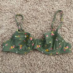 Never Been Worn! In Perfect, Brand New Condition Size 32b Underwire Lightly Lined Adjustable Straps Adjustable Back Cute Green Swimwear For Spring, Cute Green Swimwear For Beach Season, Cute Green Swimwear For The Beach, Cute Green Swimwear For Beach, Cute Green Beach Swimwear, Aerie Swim, Womens Swim, Adjustable Straps, Brand New