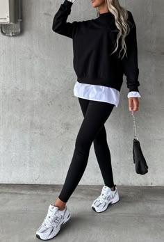 Outfits Leggins, Looks Adidas, Look Legging, Looks Jeans, Black Leggings Outfit, Leggings Outfit, Looks Street Style, Athleisure Fashion, Athleisure Outfits