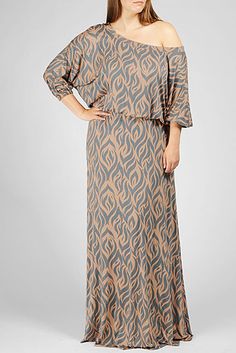 Not modest but its different and interesting. Like the general style of it Black Plus Size Dress, Aurora Dress, Rachel Pally, Full Figure Fashion, Moda Plus, Curvy Dress, Plus Size Maxi Dresses, Wide Belt, To Night