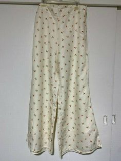 ANTRHOPOLOGIE FEATHERBONE TALESE WIDE LEGS CHERRY PRINT PANTS SZ 2.OUTSEAM IS 38 IN. Shipped with USPS Priority Mail. Trousers White, Cherry Print, Print Pants, Wide Legs, Printed Pants, Priority Mail, Wide Leg, Cherry, Cute Outfits