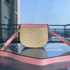 Ole ladies classic logo canvas KLEO No. 17 shoulder bag autumn and winter new product luxury and noble

Size 17/15.5/6 Coach Kleo Shoulder Bag, Music Bag, Multifunction Bag, Orange Backpacks, Lv Purse, Lv Shoes, Mini Bucket Bags, Small Tote Bag, Lv Belt