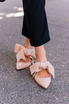 Shoes With Bows, Gal Meets Glam Collection, Julia Berolzheimer, Pink Flats, Velvet Heels, Gal Meets Glam, Slingback Flats, Bow Flats, Bow Sneakers