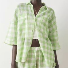 Brand New With Tags Urban Outfitters Oversized Green Gingham B Button Down Shirt. Features High Low Hem, Two From Chest Patch Pockets, Cuffed Hem In Sleeves. Great For Everyday Or A Beach Coverup. 100% Cotton Relaxed Fit Plaid Shirt For Day Out, Spring Gingham Tops For Loungewear, Oversized Plaid Blouse For Spring, Summer Plaid Relaxed Fit Blouse, Chic Plaid Cotton Shirt, Summer Plaid Blouse With Relaxed Fit, Urban Outfitters Cotton Shirt For Summer, Urban Outfitters Relaxed Fit Shirt For Spring, Spring Collared Shirt By Urban Outfitters