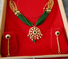 Pendent Jewellery, Classy Decorations, Rajputi Jewellery, Model Blouse, Rajputi Dress, Long Haram, Gold Bangle Set, Beads Jewellery