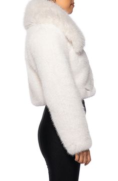 Amp the textural drama of your cool-weather wardrobe with this luxe faux-fur jacket that's perfect for a night on the town. Hidden front closure Spread collar Side-seam pockets 100% polyester Dry clean Imported Asian Owned/Founded Secretary Bird, White Faux Fur Jacket, Slippers Outfit, White Faux Fur Coat, White Fur Coat, Feminine Outfits, Faux Fur Cropped Jacket, Azalea Wang, Fall Fits