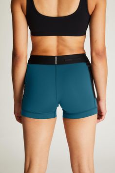 This aerodynamic half tight is specifically engineered for high tempo runs, speed work and your everyday 3-5 miler. Designed with lightweight, ultra-luxe warp knit fabric, the Sprint Half Tight is built for speed. Access everything you need with sweat-proof pockets and don't let anything get in your way with a lay-flat drawcord. ACCORDION Made For Running HIIT, lifting Yoga Features & Fit Two sweat-proof compression pockets Phone pocket fits all phone sizes Luxe nylon elastic waistband for comfo Tempo Run, Squat Proof, Sweat Proof, Grey Women, Don't Let, Lay Flat, Moisture Wicking, Knitted Fabric, Knit Fabric