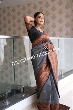 Women's Jacquard Soft Lichi Silk Traditional Look Saree With Beautiful Rich Pallu, Kanjivaram Silk Saree For Women's, partylike saree for US by TheGrandTrunkUSA on Etsy Traditional Look, Kanjivaram Silk Saree, Color Contrast, Saree Blouse, Silk Saree