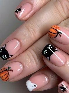 Multicolore  Collar   Animal,Géométrique Ongles de couleur Embellished Gel Nail Halloween Designs, Halloween Autumn Nails, Nail For Halloween, Nail Art Halloween Easy, Minimalist Nails Halloween, Cute Halloween Gel Nails, Cat Nails Halloween, Cute Halloween Short Nails, Halloween Nails Minimalist