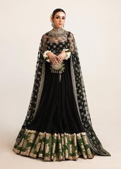 Beautiful Maxi Dress Hussain Rehar, Orang India, Gotta Patti, Gaun Fashion, Pakistani Fancy Dresses, Party Kleidung, Pakistani Wedding Dresses, Designer Party Wear Dresses, Boutique Dress Designs