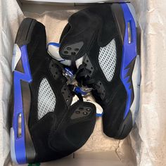 Racer Blue Jordan 5s Brand New With Box Size: 8.5 And 9 Available! Jordan 5s, Sneakers Nike Jordan, Nike Shoes Women Fashion, Pretty Sneakers, Blue Jordans, Nike Fashion Shoes, Pretty Shoes Sneakers, Jordan Shoes Girls, Jordan Shoes Retro